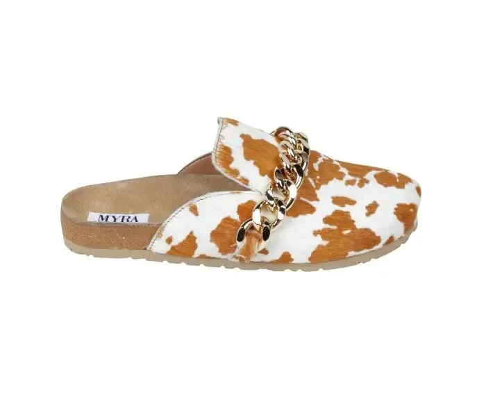 Cowhide Slip On With Chunky Chain