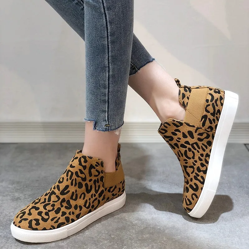 elveswallet Print Suede Casual Round Toe Flats