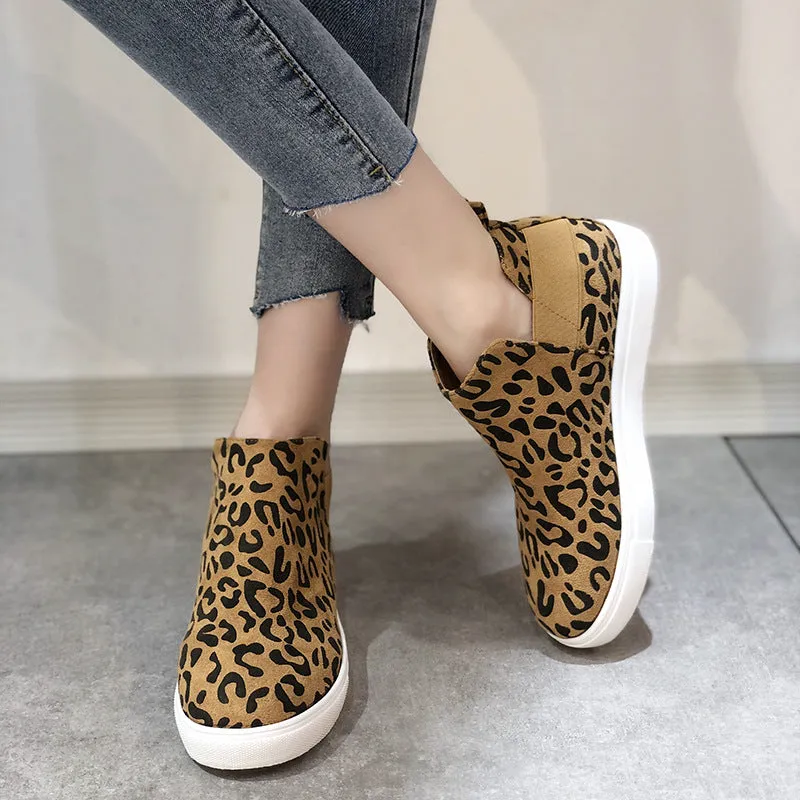 elveswallet Print Suede Casual Round Toe Flats