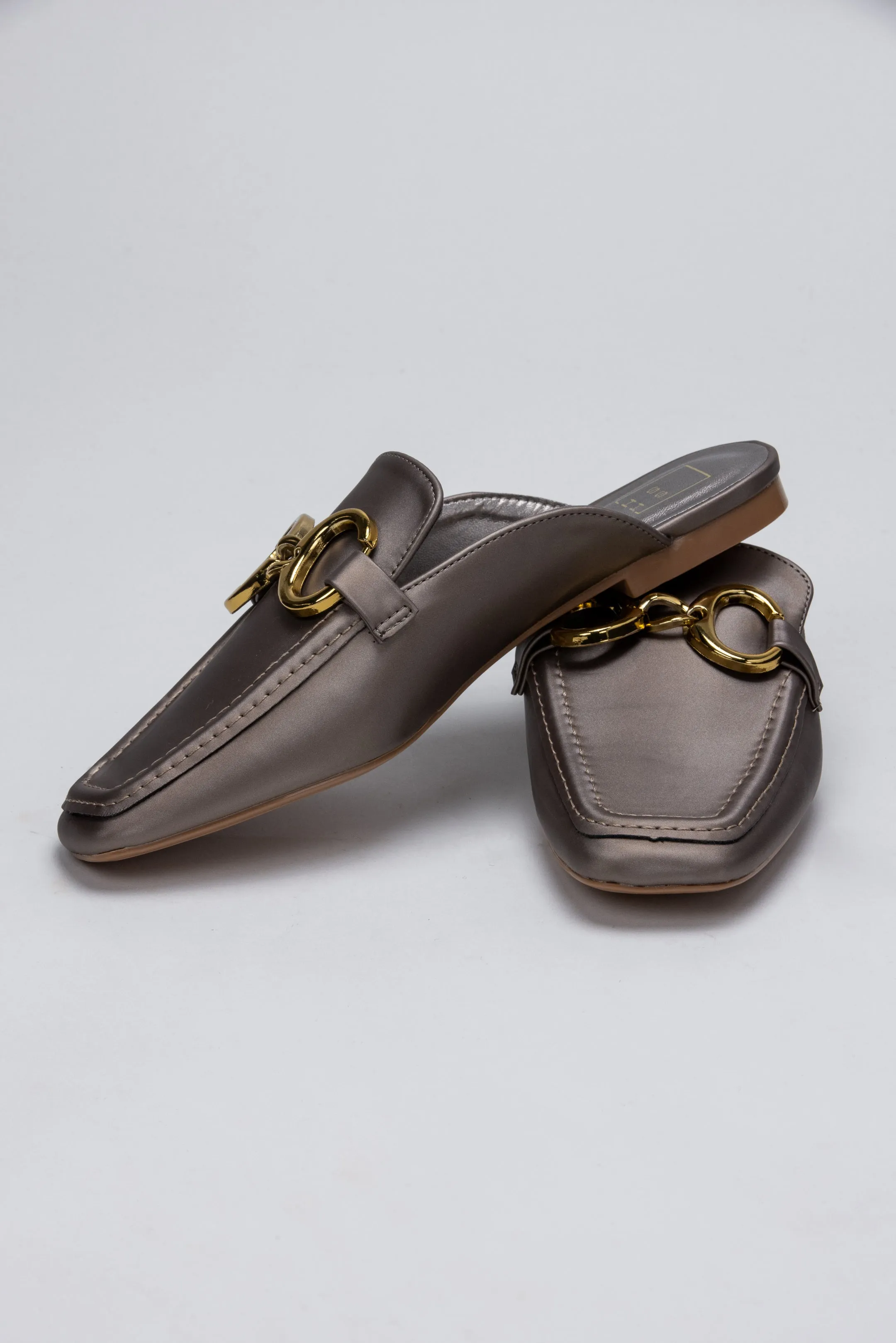 Shu Shop Andromeda Slip-on Loafer