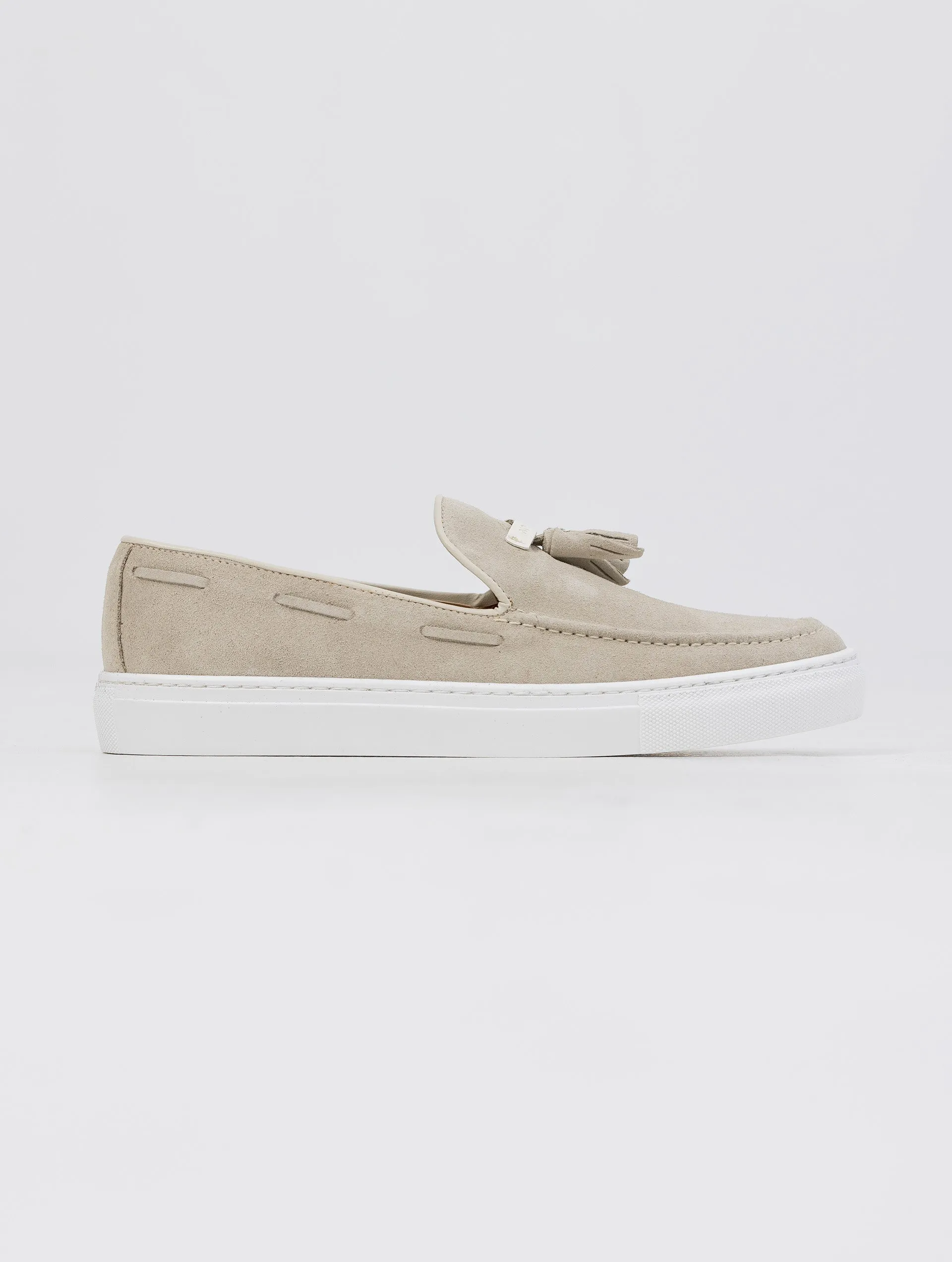 SLIP-ON CRUST LEATHER IN SAND