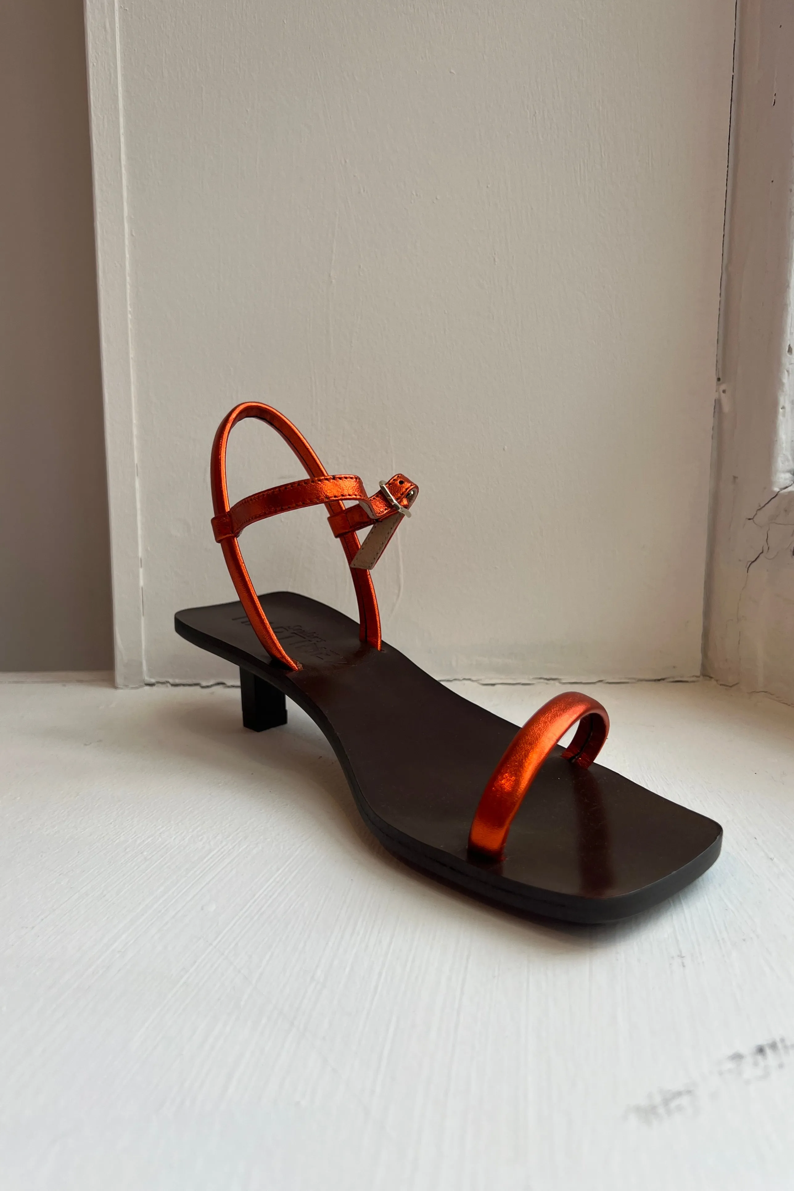 Souliers Martinez - Rivera Column Heels: Orange Metal Leather